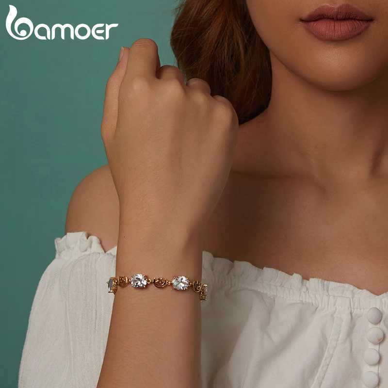 Bamoer Original Sparkling Leaves White Gold Design Star and Moon Shinny Chain CZ For Women Bridal Wedding Party Jewelry M251213