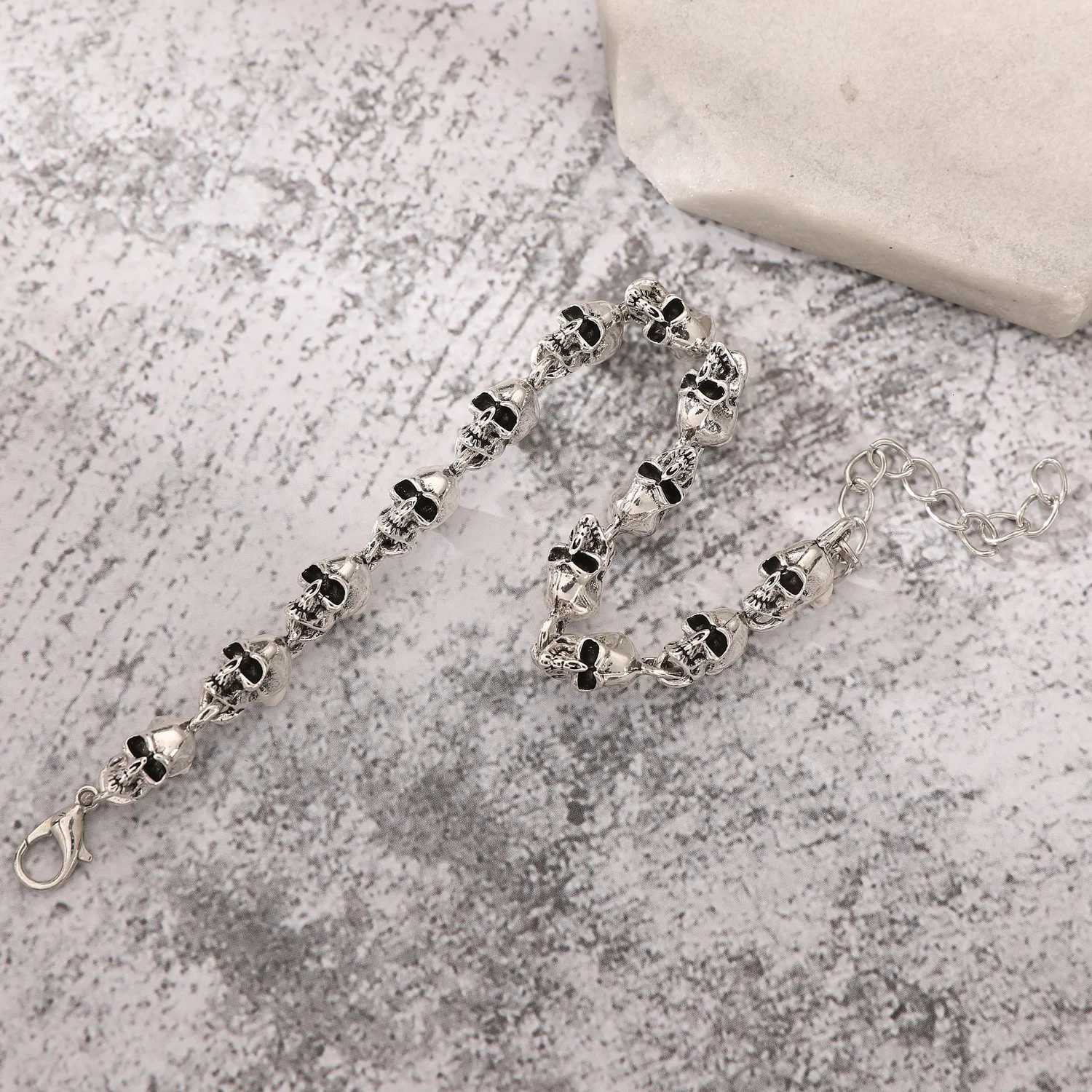 Fashion Punk Style Vintage Mens s Retro Handmade Creative Personality Skull Head Metal Trend s For Men M251213