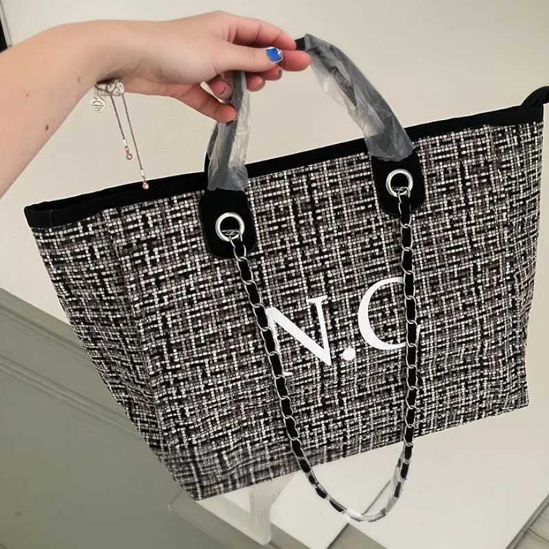 Handbag Women Personalized Gifts Woman Square Bags Halloween Canvas Handbag Purse University Bag Shoulder Fashion Shopping BagT251213