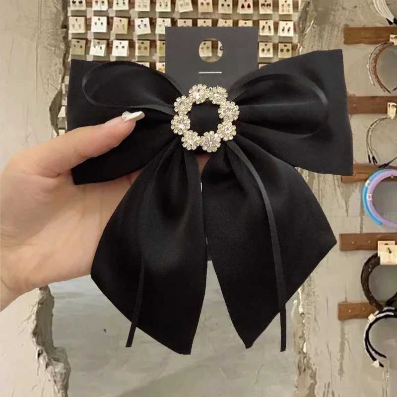 Korean Solid Color Fabric Bow Hair Clips Crystal Hair Bows Ponytail Clip Hairpin Barrettes Headwear Hair Accessories for Women Y251213