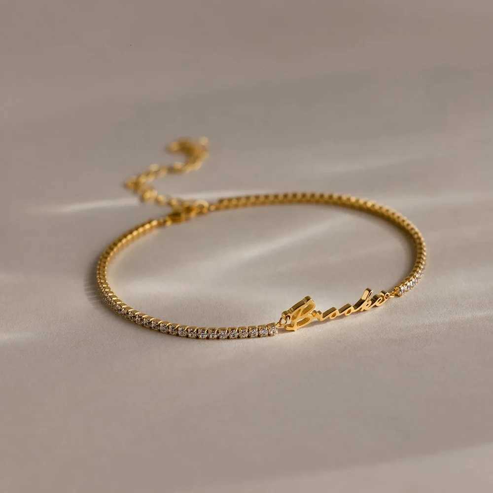 eManco Fashion Customized Name s Letter Stainless Steel Personalized s For Women bangle Jewelry Not Allergic Gif M251213