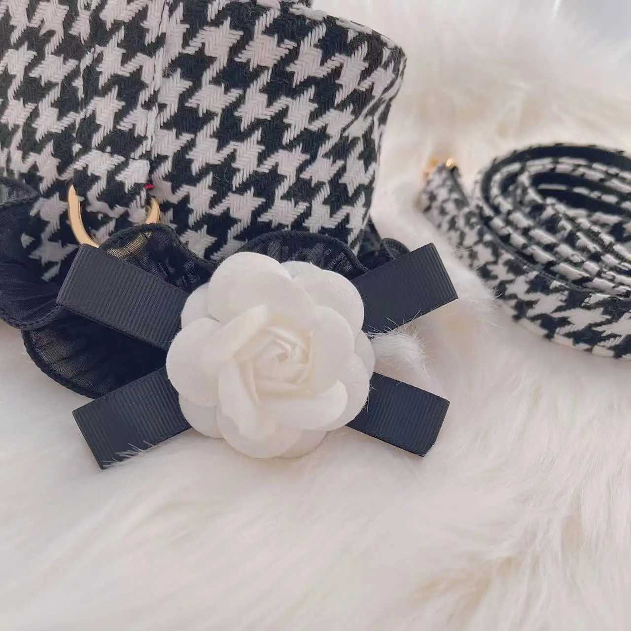 Luxury Pet Harness Leash Set Classic Houndstooth Dog Skirt Clothes With Flower Bowknot For Small Medium Dogs Cats M251213