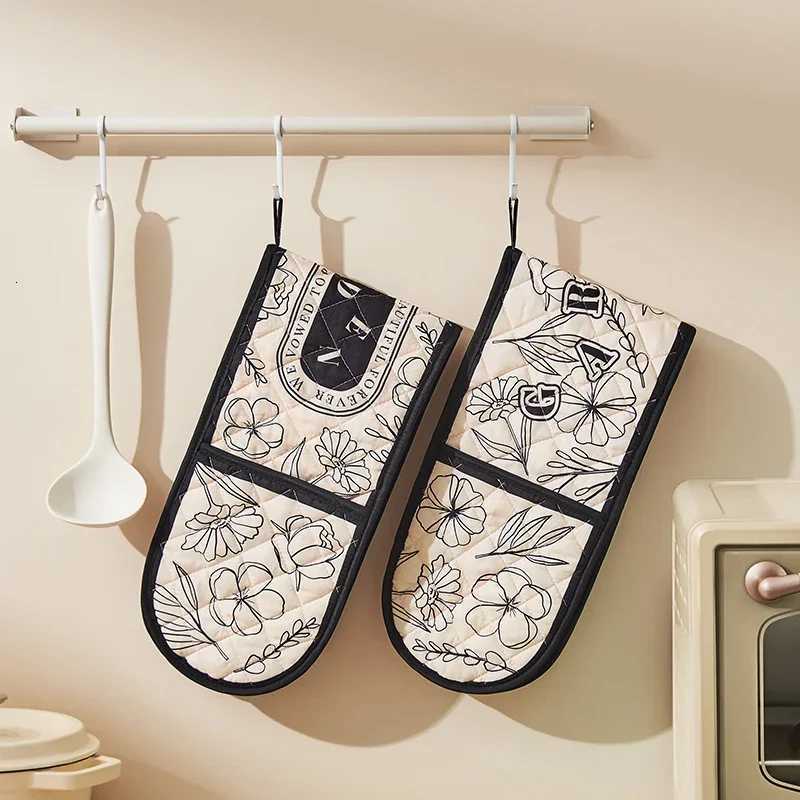 New Heat-resistant Gloves Thicke Integrated Insation Baking Tools High-temperature Resistant Ovens for Household Kitchens H251212