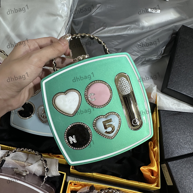 26A Womens Colorful Makeup Plate Bag Mini Rhinestones Beads Letters Decoration Woven Handle Gold Metal Chain Lipstick Cases Shoulder Handbag Dinner package 13cm