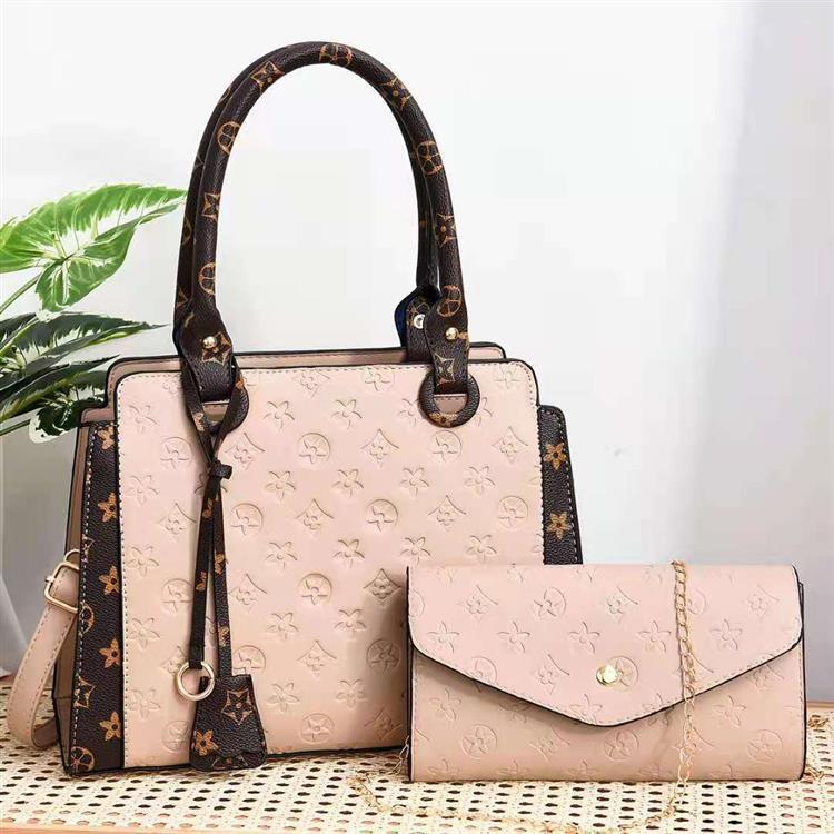 Designer bag 2025 classic embossed collision composite bag casual and fashionable versatile handbag for women black red pink green