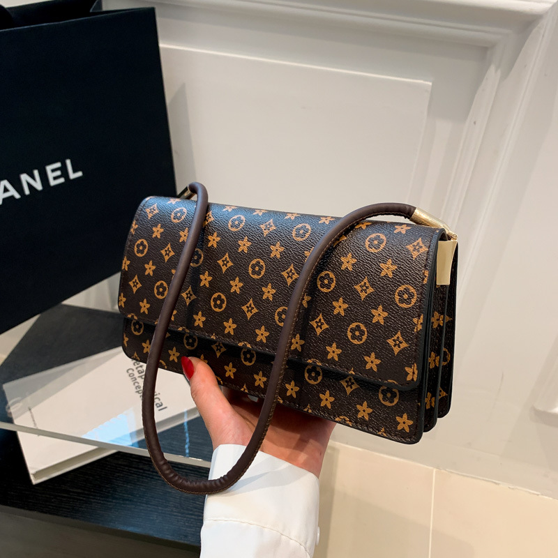 Free Shipping 2026 New Design Printed Retro Shoulder Bag Fashionable and Elegant Versatile Party Square Bag Best Seller
