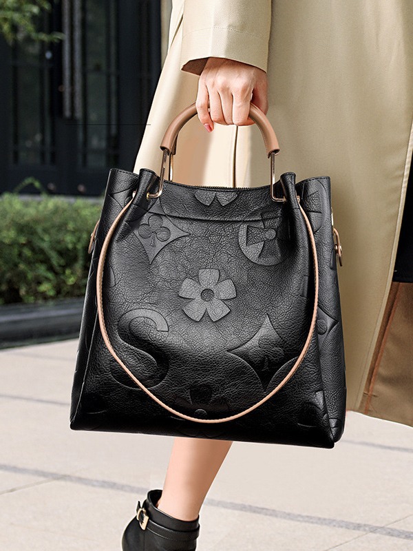 TB BHULAMTE Luxury Designer Bag Women's Bucket Bag High end Texture Large Capacity Fashion Embossed Shoulder Bag Handbag Office Commuter Bag