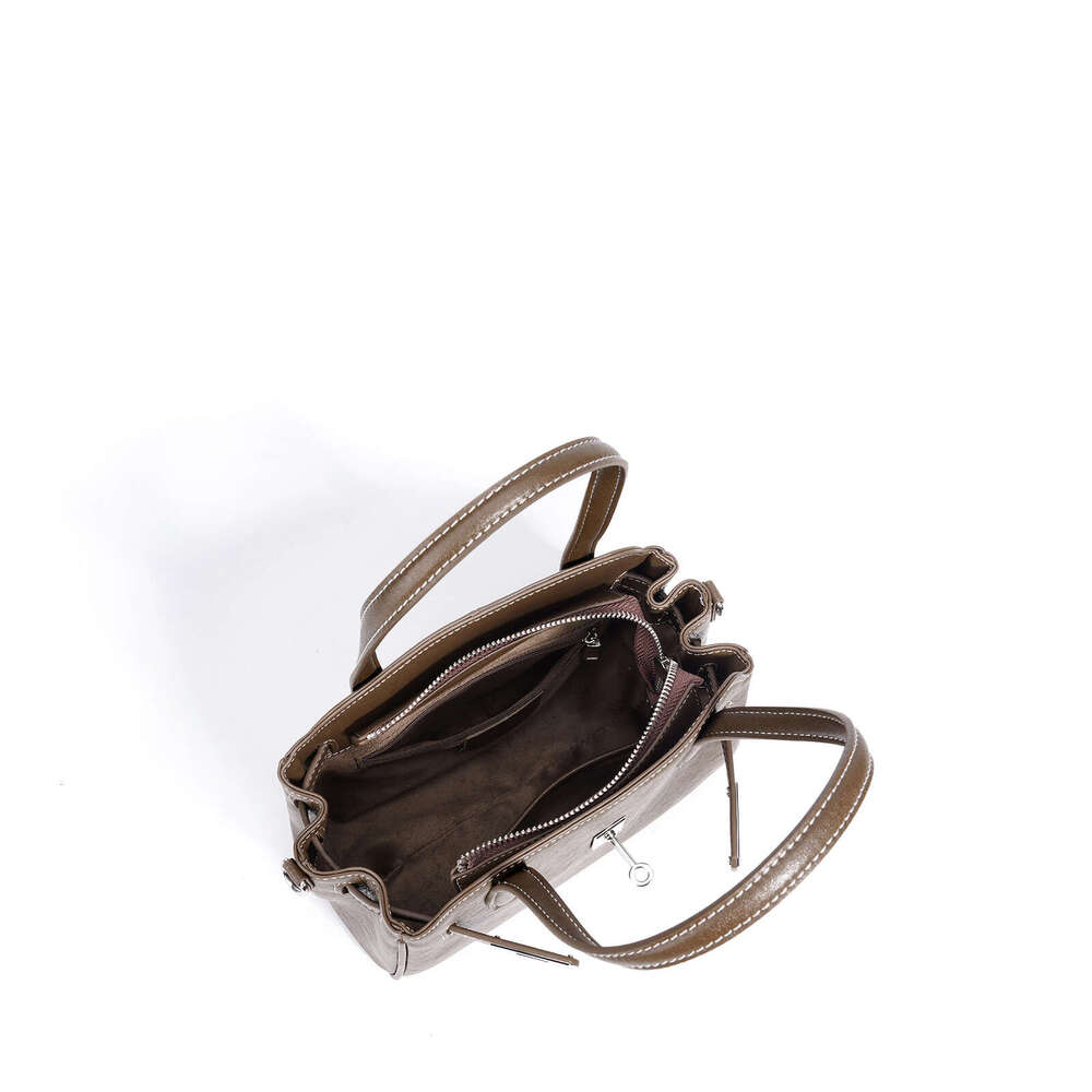 Luxury Bag Designer Bags Totes Hobo New High End Handbag Autumn Winter Fashion Niche Single Shoulder Textured Crossbody Bag