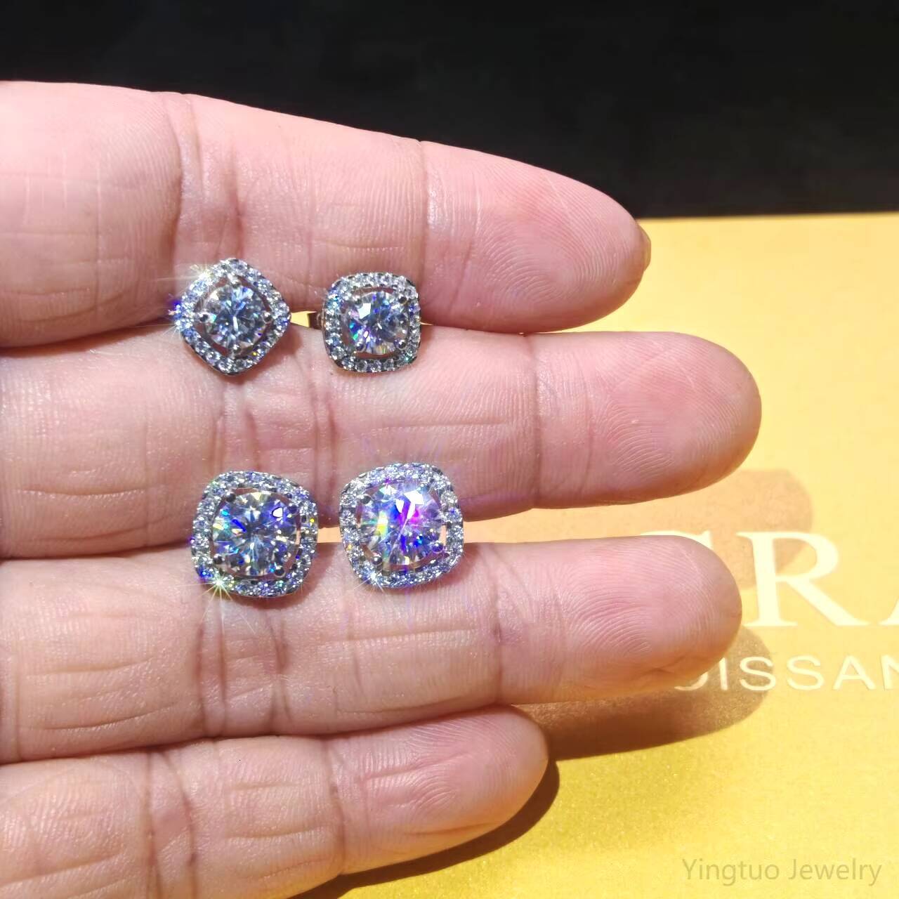 Hot Sale D Color 18K Gold S925 Silver Earrings 05ct Moissanite Womens Jewelry for Parties Weddings Engagements