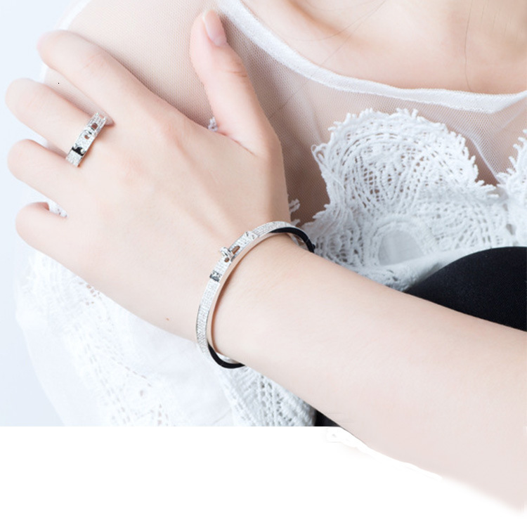 Creative Belt Ring Jewelry Classic Circle Bracelet Micro Inlaid Three Colors New Simple Celebrity Bracelet