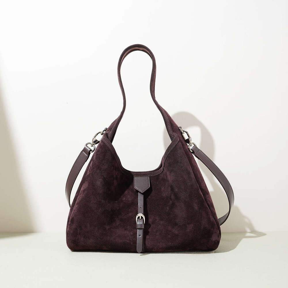 Luxury Bag Designer Bags Totes Hobo Korean Version New Versatile Fashionable Tote Crossbody Sweet Cool Hot Girl Style Shoulder Casual Commuting Undera