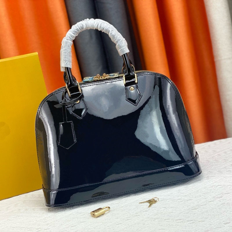 Patent Leather Shell Purse Designer Woman Handbags Women Shoulder Bags Luxury Crossbody Bag Vintage Shell Handbag Classic Casual Tote Fashion Lady Cross Body Bag