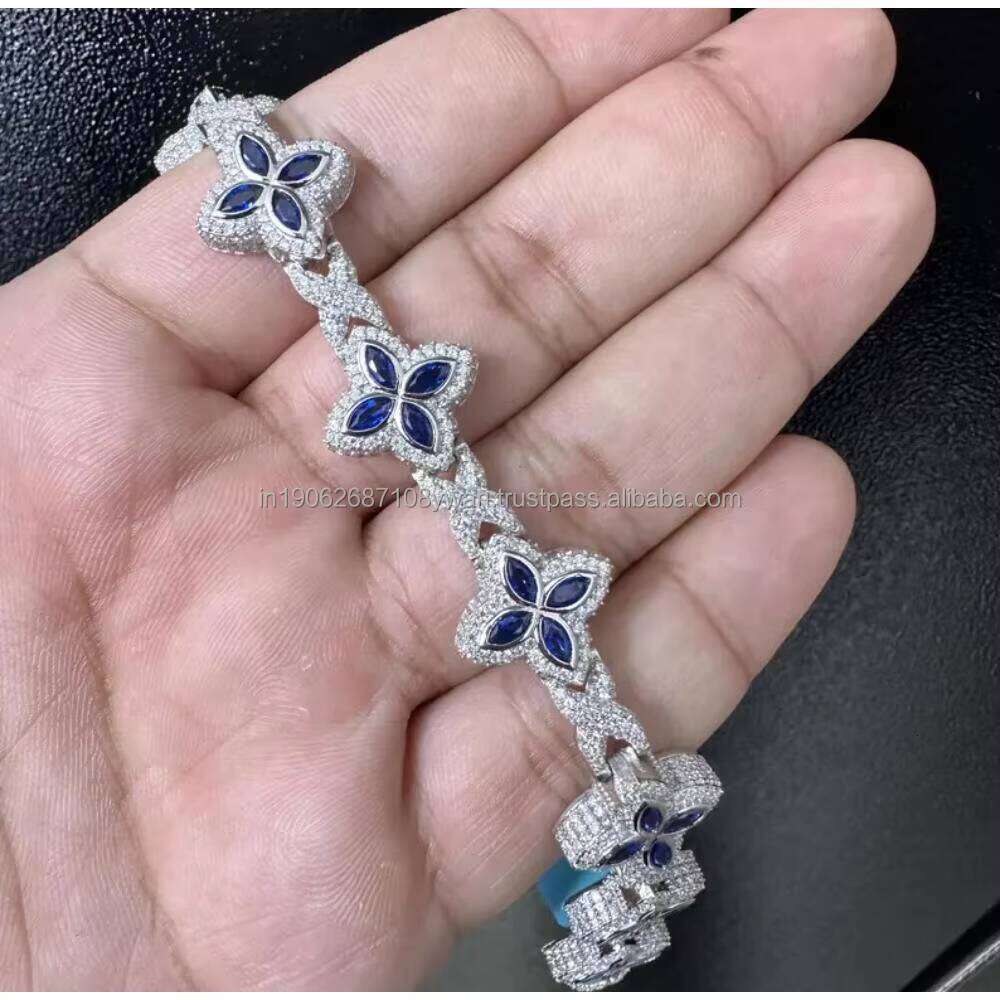 Fashionable Unisex Clover Bracelet, 925 Sterling Silver with Shiny VVS Lab-Grown Diamonds and Blue Sapphire Accents