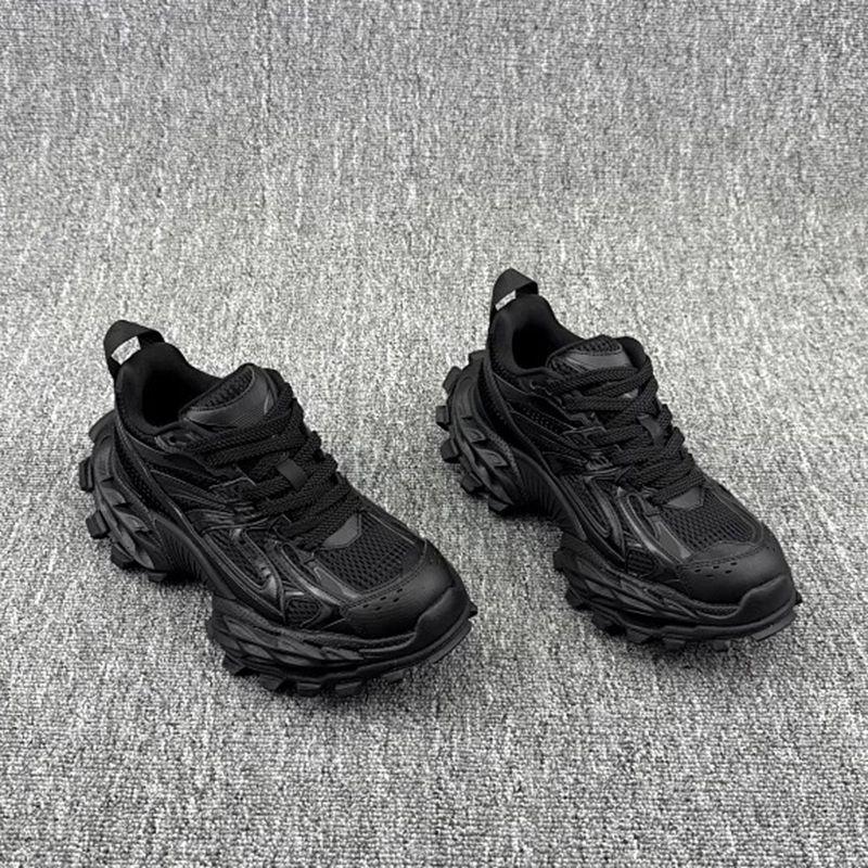 2025 new classic American men's shoes, stretchy ultra-thin and light sneakers, can be worn in all seasons, comfortable running shoes