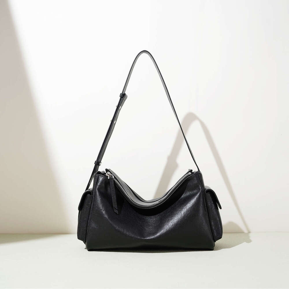 Luxury Bag Designer Bags Totes Hobo Autumn Niche Baguette Cowhide Light Underarm High End Feel Single Shoulder Crossbody Bag