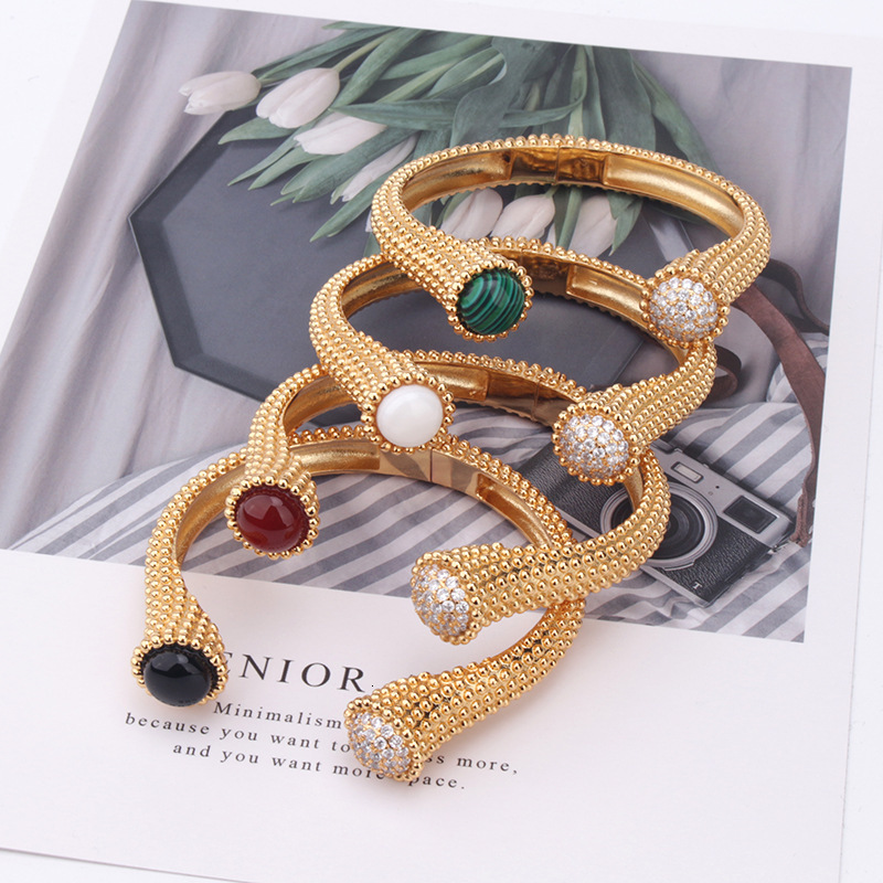 Fashion Socialite Temperament Agate Bracelet U-Shaped Women's gold Micro-Inlaid Zirconia Bracelet