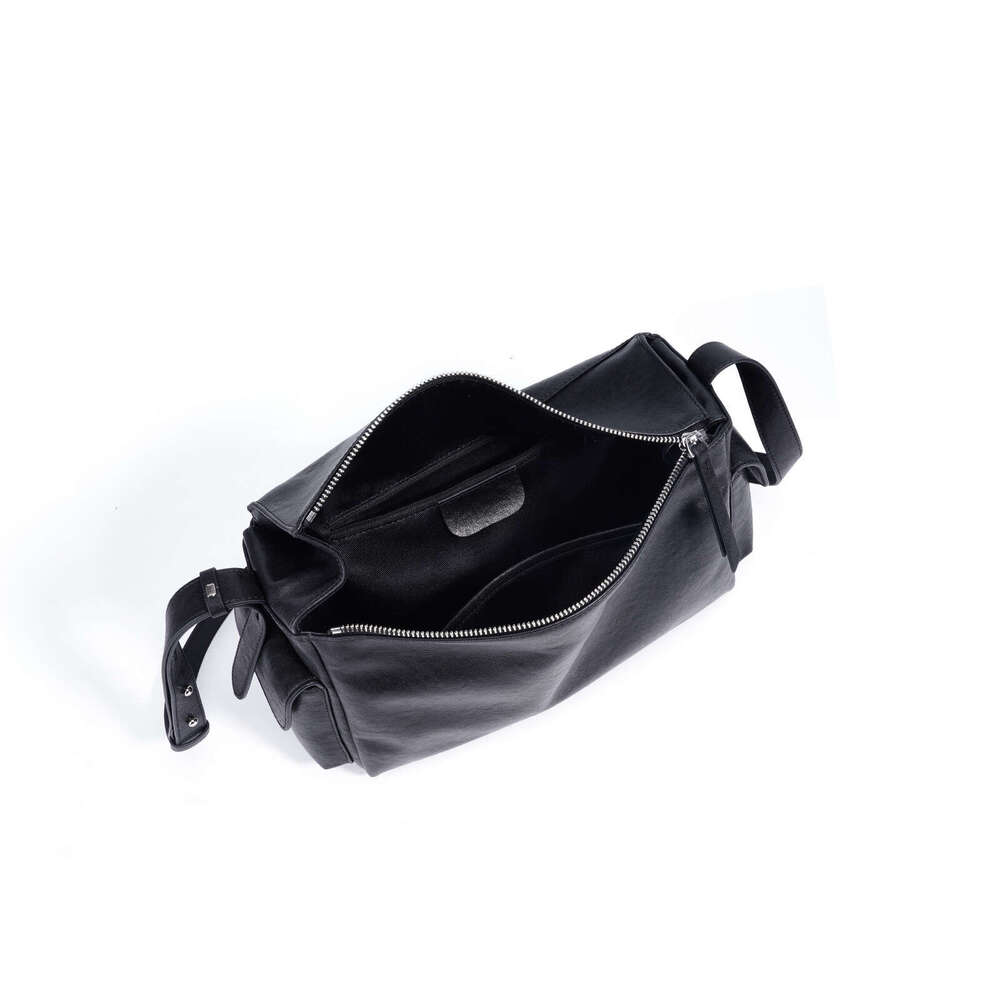 Luxury Bag Designer Bags Totes Hobo Autumn Niche Baguette Cowhide Light Underarm High End Feel Single Shoulder Crossbody Bag