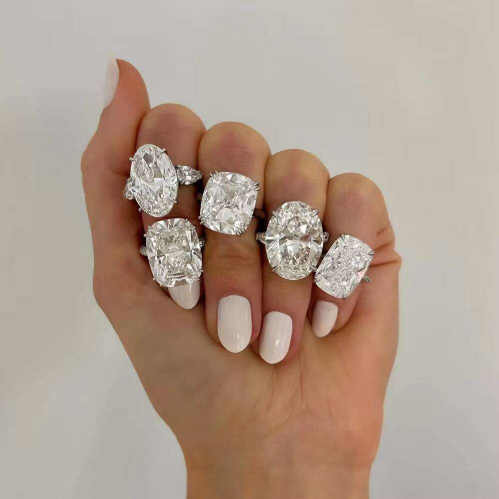 Customizable 10K 18K Gold Solitaire 1CT 5CT Oval Cushion Cut VVS Synthetic/Lab-Grown Diamond Engagement Ring