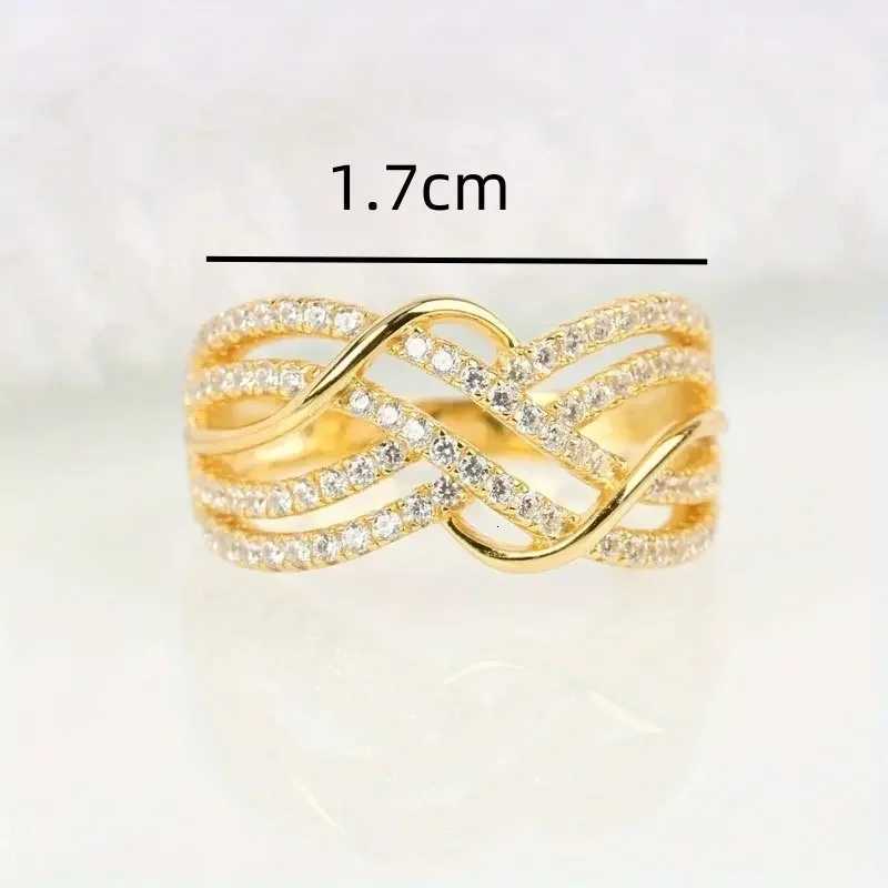 Cross-border Hot Sale Temperament Female Ring European and American Jewelry Full Diamond Fashion Advanced Sense Classic Versatil M251215