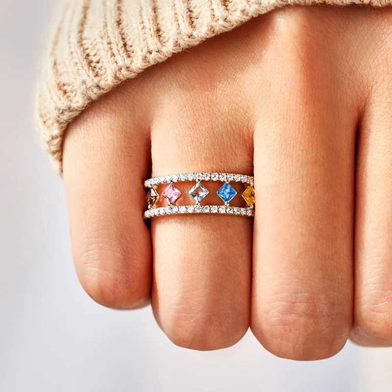 Huitan Colorful Princess CZ Women Rings Fashion Finger Jewelry Daily Party Silver Color Accessories for Engagement Party M251215