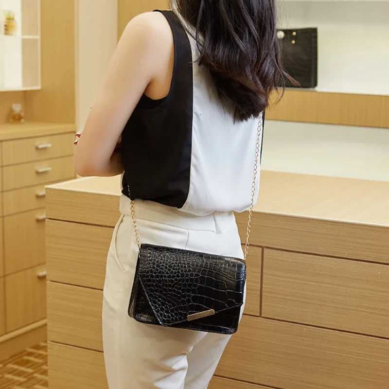 Mini Womens Shoulder Bag Luxury Brand Handbags for Women 2024 High Quality White Purse PU Hasp Messenger Bag Ladies Hand BagT251215