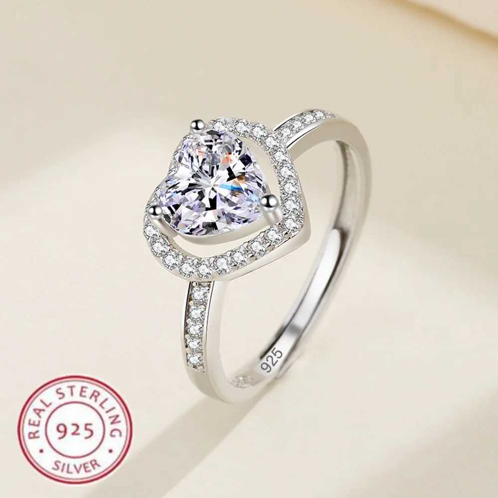 925 Sterling Silver Ring Heart Sparkle Zircon luxury High Quality For Women Wedding Fine Jewelry Accessories Party Gift M251215