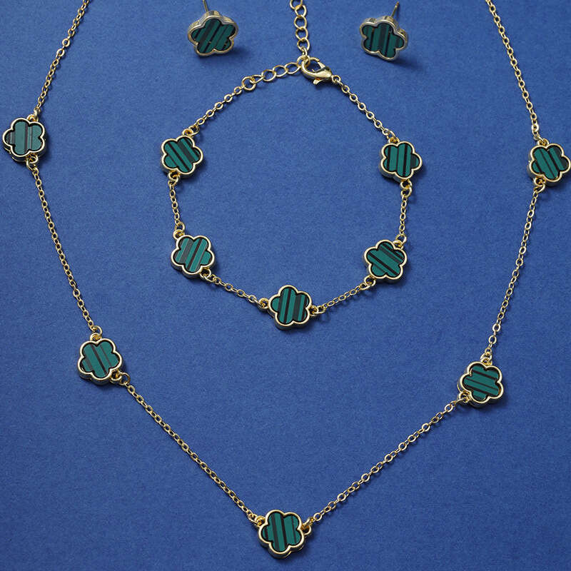 Lucky Petal Flower Five Leaf Bracelet Earrings Necklace 3-Piece Set for Wan Fashion Accessories Party Jewelry X2411162