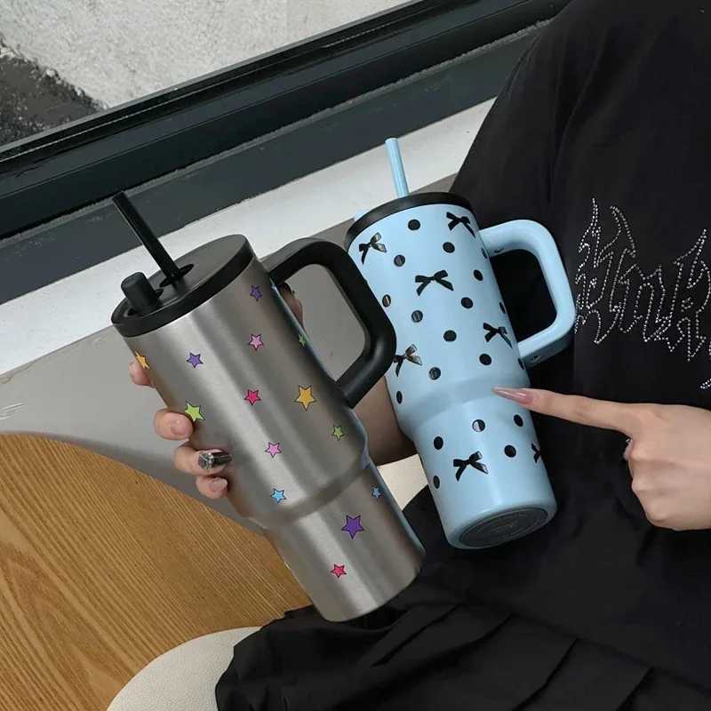24oz Portability Tumbler with Handle Straw Lid Large Volume Stainless Steel Vacuum Insulated Cup Keep Cold Travel Mug H251215
