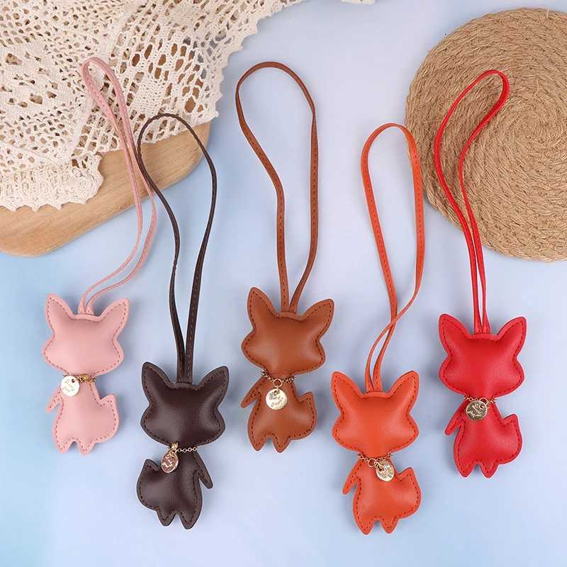 Women Leather Charms Bag Pendant KeyChain Cartoon Pony Rocking Horses Keyring Cute Animal Ornament Accessories Decoration Gift M251215