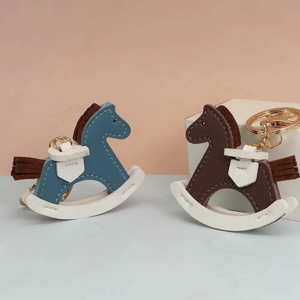 Horse Keychain Imitation Leather Keychain Pendant Shaking Horse Design Key Holder Lightweight Bag Accessory for Bags Colorful M251215