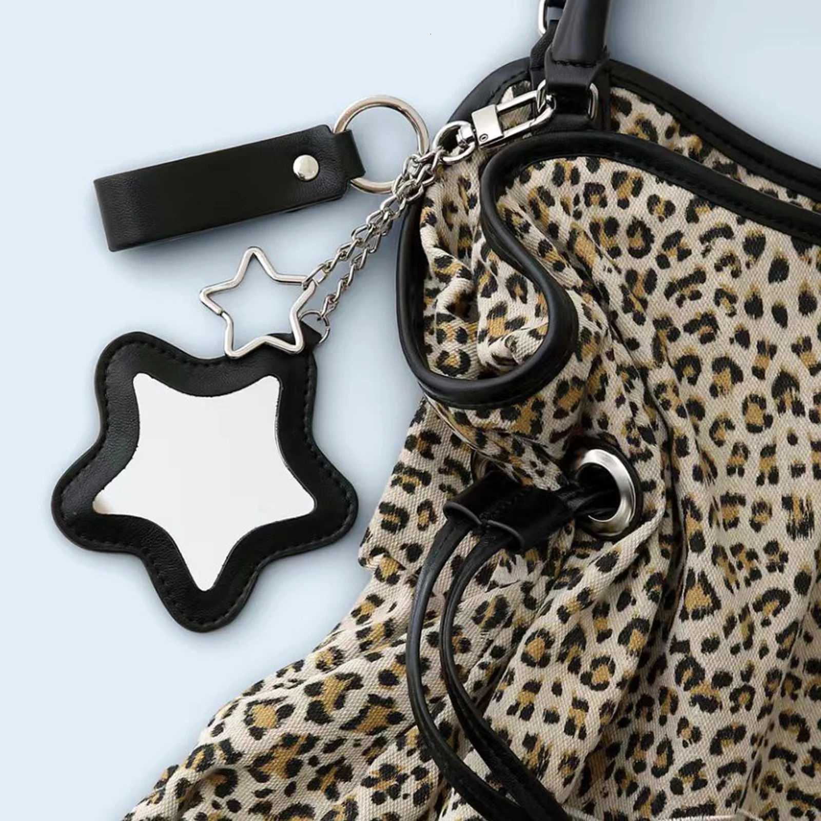 Leopard Print Underarm Bag for Women Retro Shoulder Bag with Star Pendent Large Capacity Tote Handbag for Work Travel Daily UseT251215