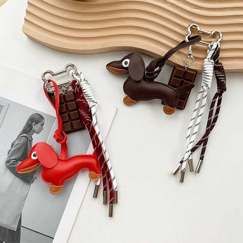 Leather Dachshund Keychain Cute Dog Keyring Puppy Bag Pendant Key Chain Charm Dachshund Accessories for Handbag M251215