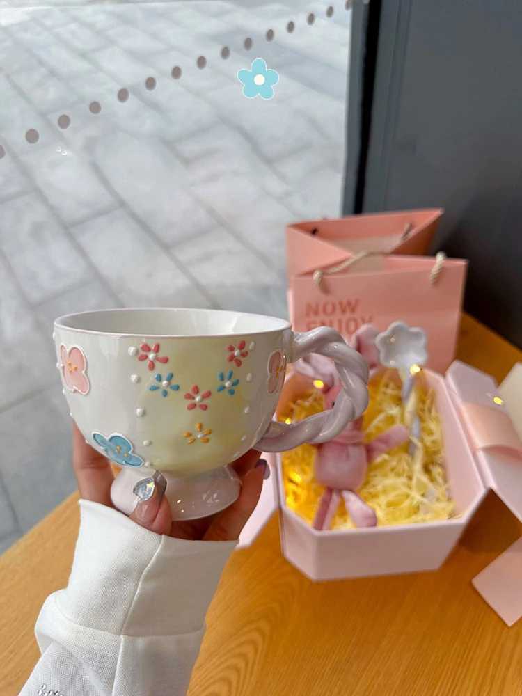 400ml Cartoon Ceramic g Hand Painted Large Capacity Breakfast Cereal Cup Cute Couple Birthday Gift High Beauty Milk Cup H251215