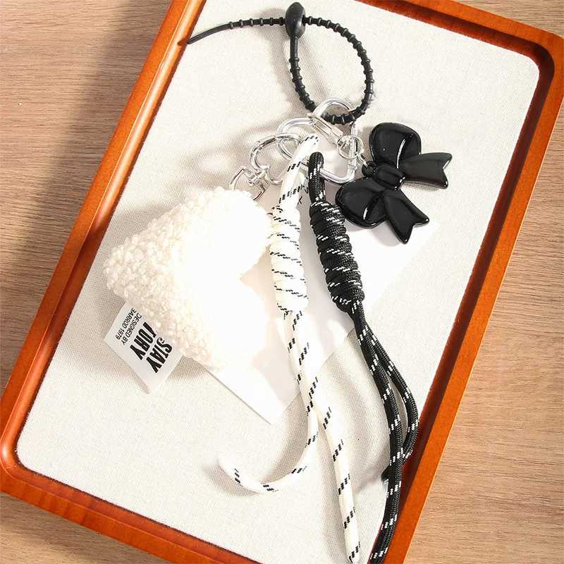 Fashion Lamb Wool love Plush Keychain Cute Heart Shaped Pendant Rope Chain Elegant Backpack Key Accessoriy M251215