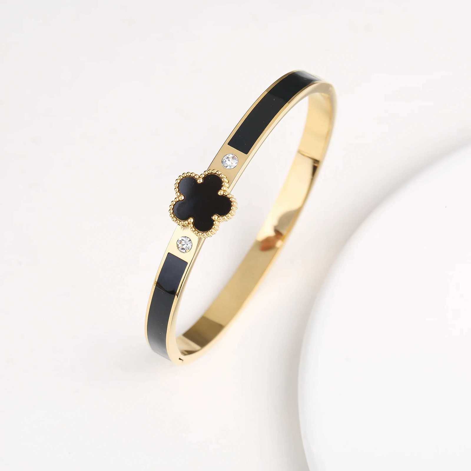 Drip Oil New Design Stainless Steel Plum Blossom Plant Five Flower Opening Adjustable Womens C r M251215