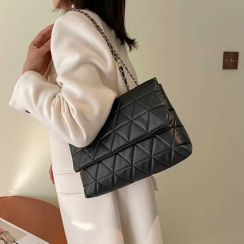 Embroidery Plaid Flap Shoulder Bag Casual Chain Strap Crossbody Bags For Women Commuting Daily UsedT251215