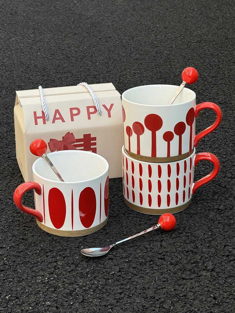 New Retro Red Ceramic g Large Capacity g Happy Wedding Bridesmaid Hand Gifts Celebrating Couple Cup For Girl Best Friend H251215