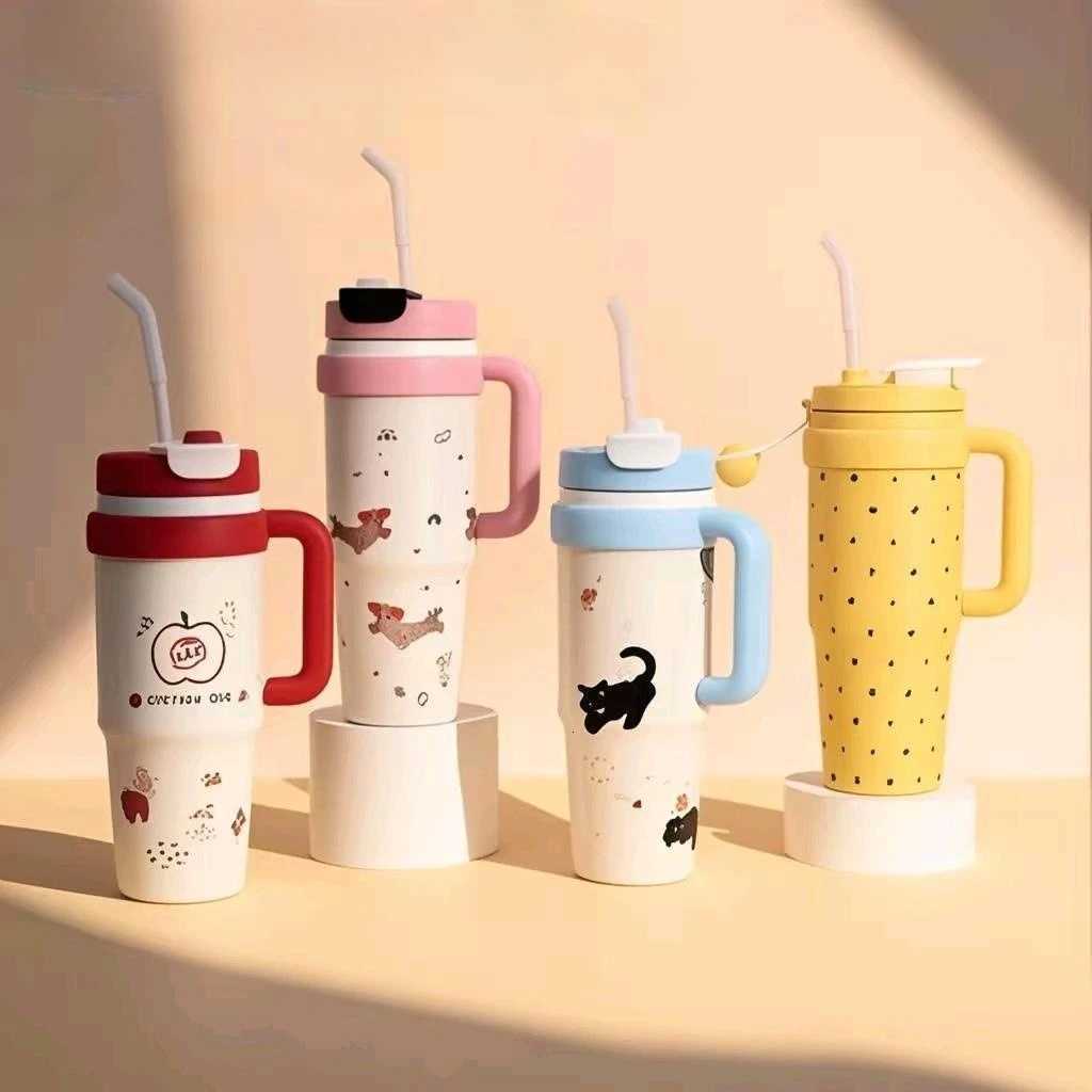 Hot selling high-value giant thermos cup outdoor portable straw cup large capacity with handle ice cream cup H251215