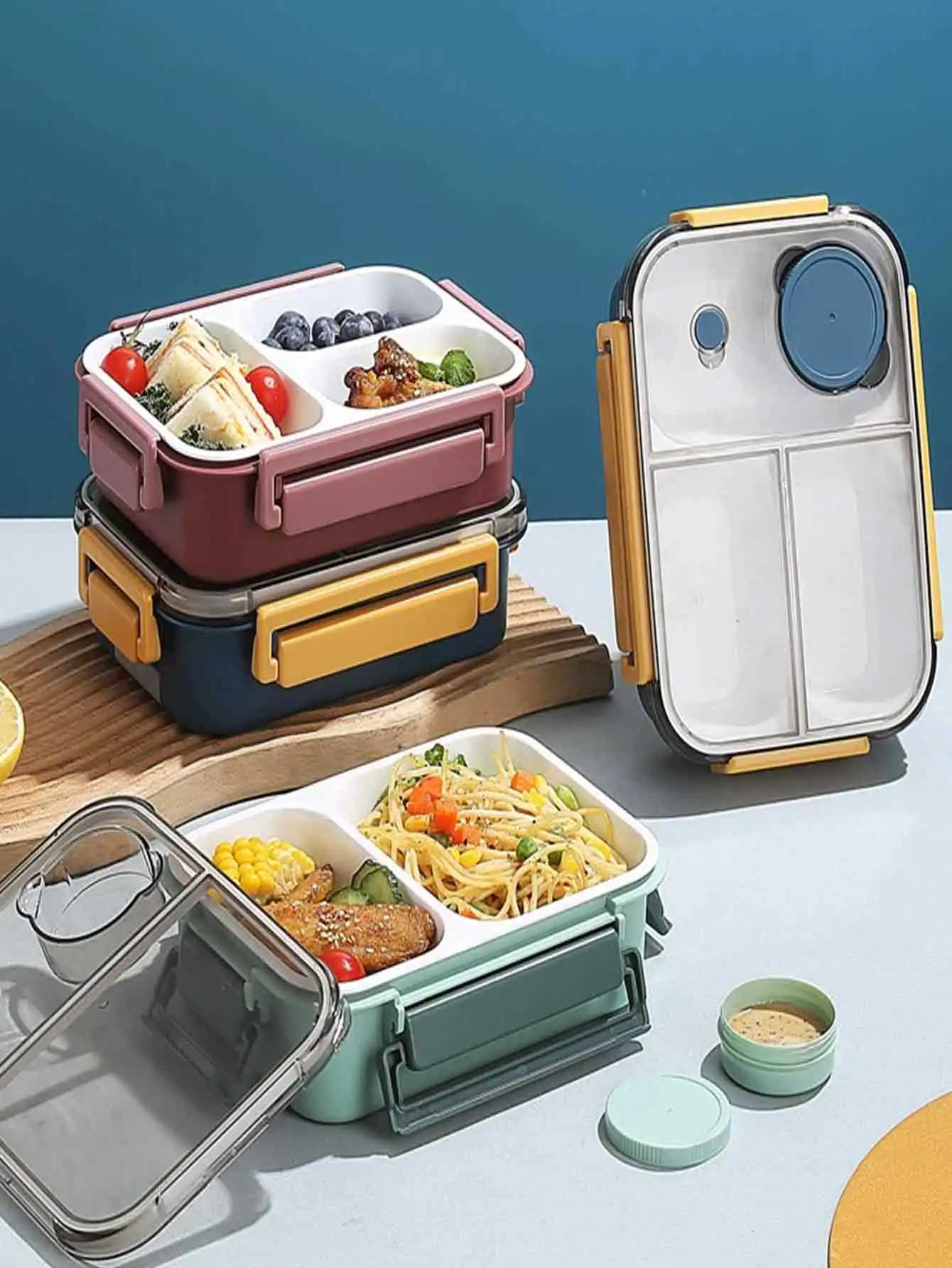 Microwave-safe leak-proof mti-cpartment plastic lunch box with dipping sauce container ideal for off workers H251213