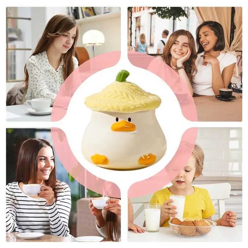 Cute 3D Duck Coffee g Ceramic Duck g With Hat Lid 400ml Cartoon Ceramic Drinkware Tableware With Handle For Kids And Adt H251215