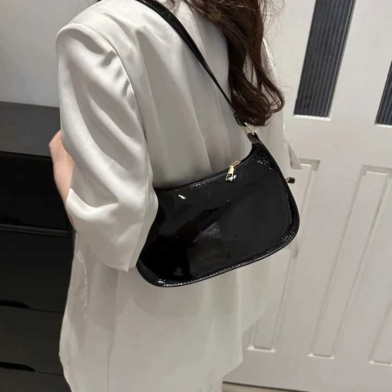 Solid Color PU Leather Shoulder Bag for Women Stylish Casual Hobo Underarm Handbag Fashion Accessory Hobos Underarm BagT251215