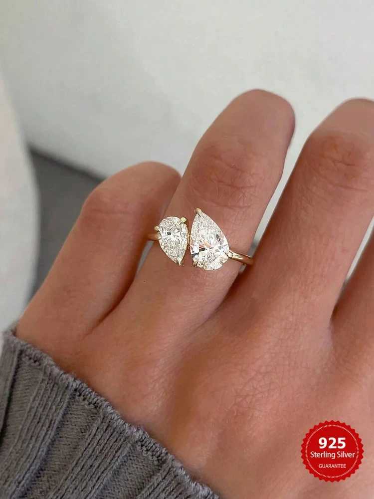 925 Sterling Silver Sparkling Water Drop Interweaving Dazzling Clear Pear Finger Rings For Women Gift Wedding Fine Jewelry M251215