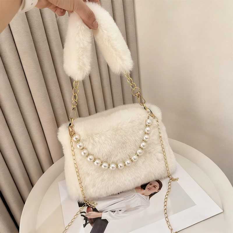Fashionable Pearl Rabbit Fur Handbag Womens Crossbody Bag Chain Design Winter Small Versatile Shoulder BagT251215