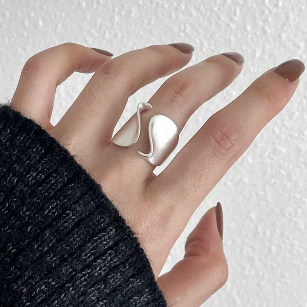 925 Sterling Silver Rings for Women Couple Minimalist Handmade Simple Big Open Ring Party Prevent Allergy Jewelry Holiday Gifts M251215