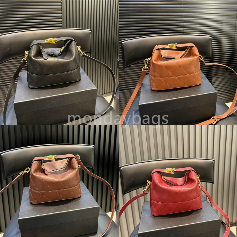 10A designer bag luxury bag doff bag Jurchen leather bag large capacity bag travel bag shopping bag makeup bag shoulder bag handbag