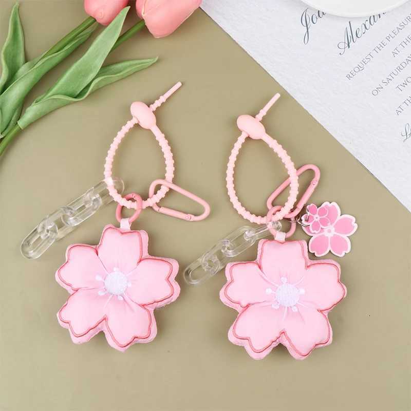 Pink Cherry Blossom Key Chain Fabric Sakura Pendant Cute Flower Key Ring Backpack Charms Car Decoration Bag Accessories M251215