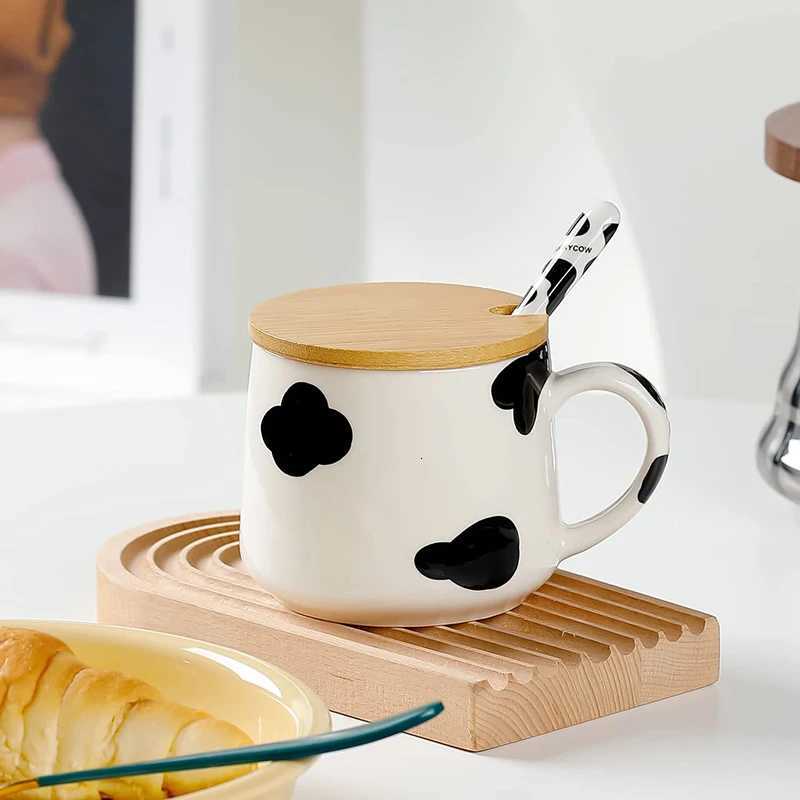 Cute Ceramic Coffee g Tea Cup Hidden 3D Cow With Spoon Lid Stuff Funny Cool Christmas Birthday Novelty Wen Girls Kids Gifts H251215