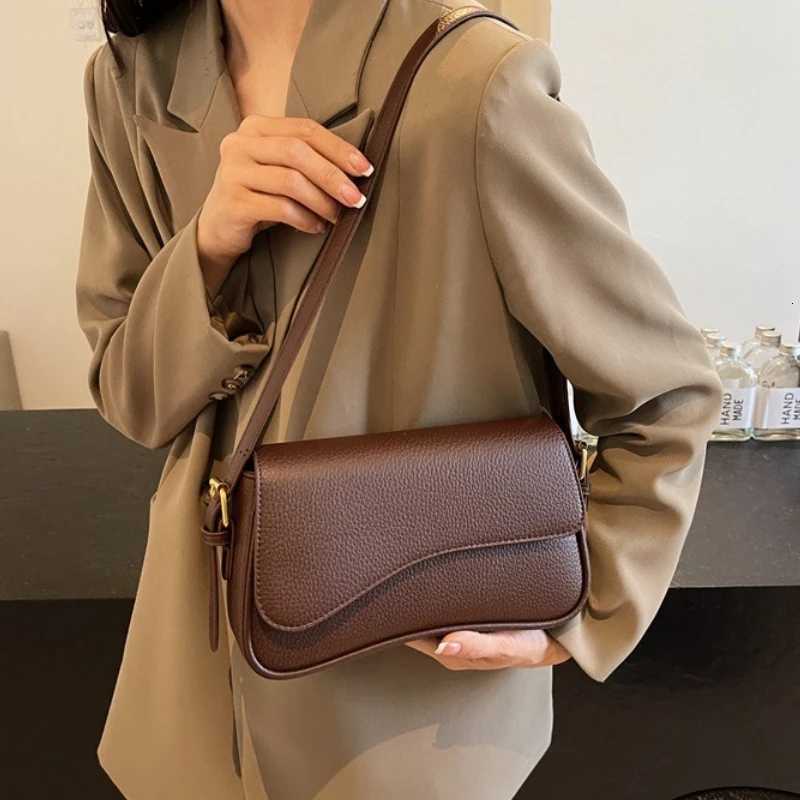 Vintage PU Leather Crossbody Bags For Women Red Lychee Pattern Flap Shoulder Bag Simple Fashion Satchels Handbags and PursesT251215