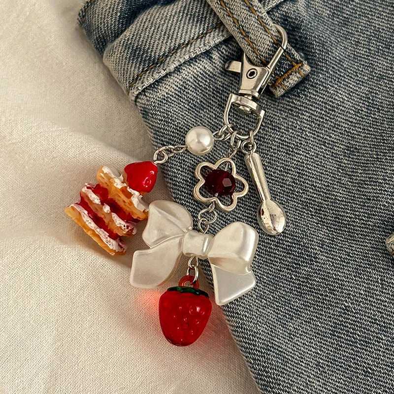 2025 New Handmade Strawberry Cake Phone Charm Food Keychain for Women Bag Phone Clothes Pendant Chain Accessories Jewelry Gifts M251215