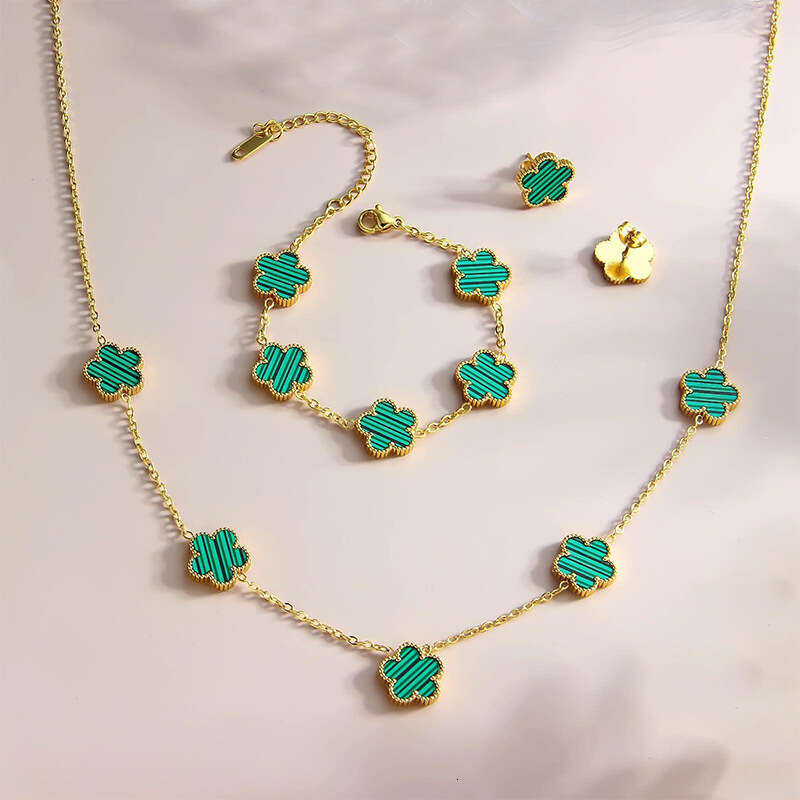 Free Luxury Shipping Of Designer Bracelets Clover Fashion Jewelry Five-leaf Flower Three-piece Necklace Bracelet Earrings Stainless Steel Set
